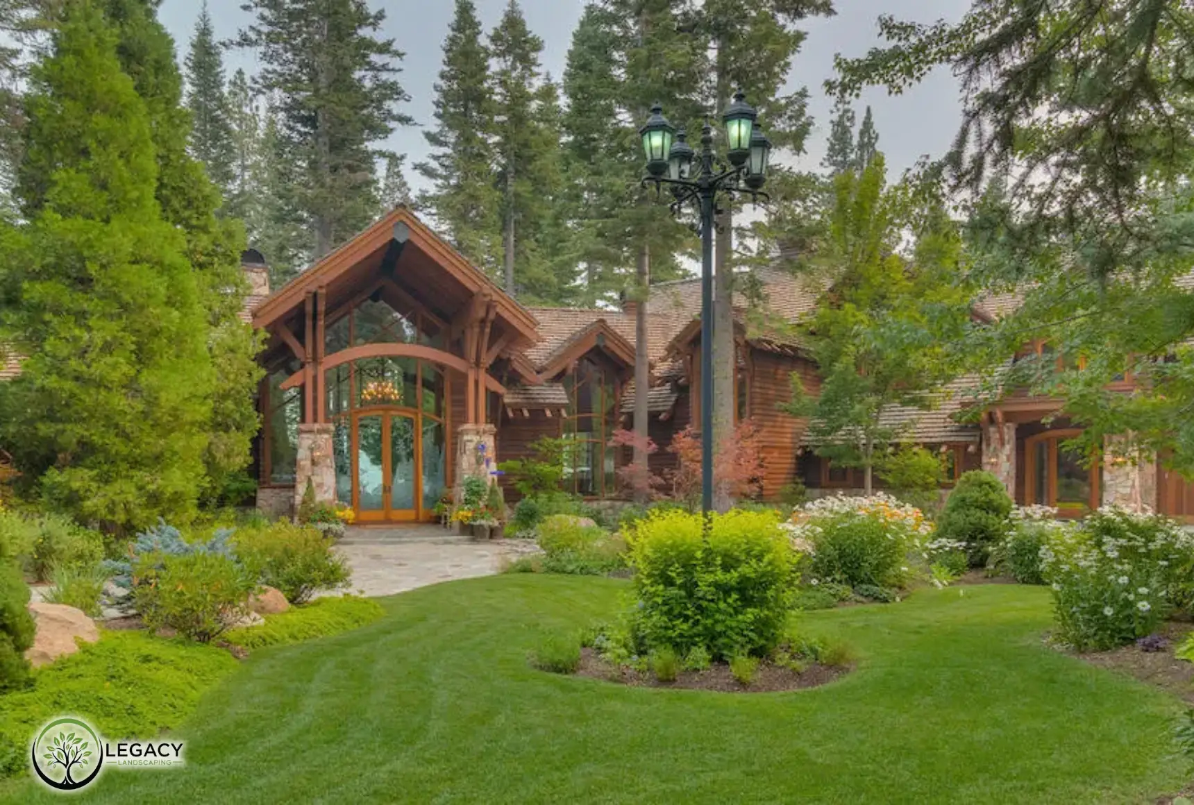 Artificial Turf: Why More Homeowners Are Making the Switch